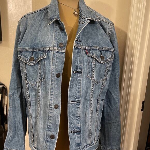 Vintage Y2K Levi’s  Jean Jacket trucker jacket size M - Picture 1 of 10